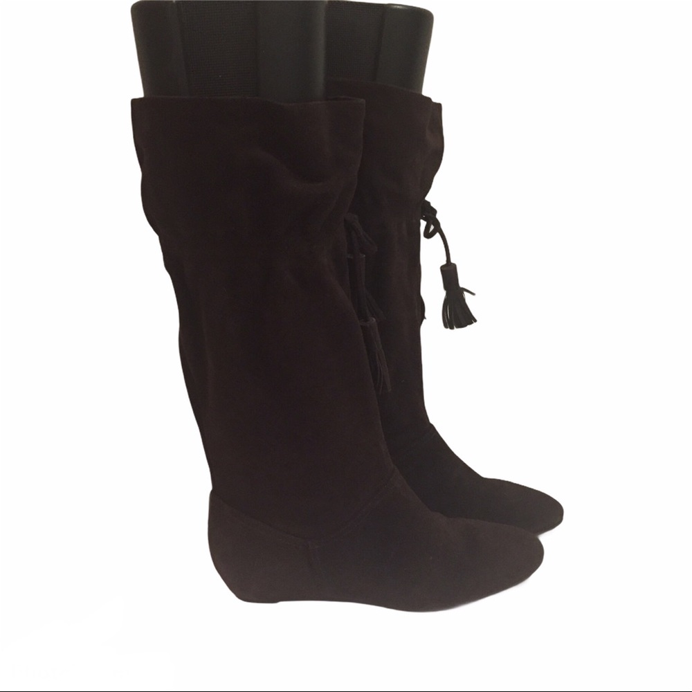 BCBG PL-Giselle Tassel Knee Suede Brown Boots 6.5